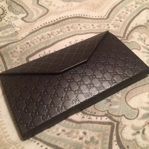 Gucci sunglasses case